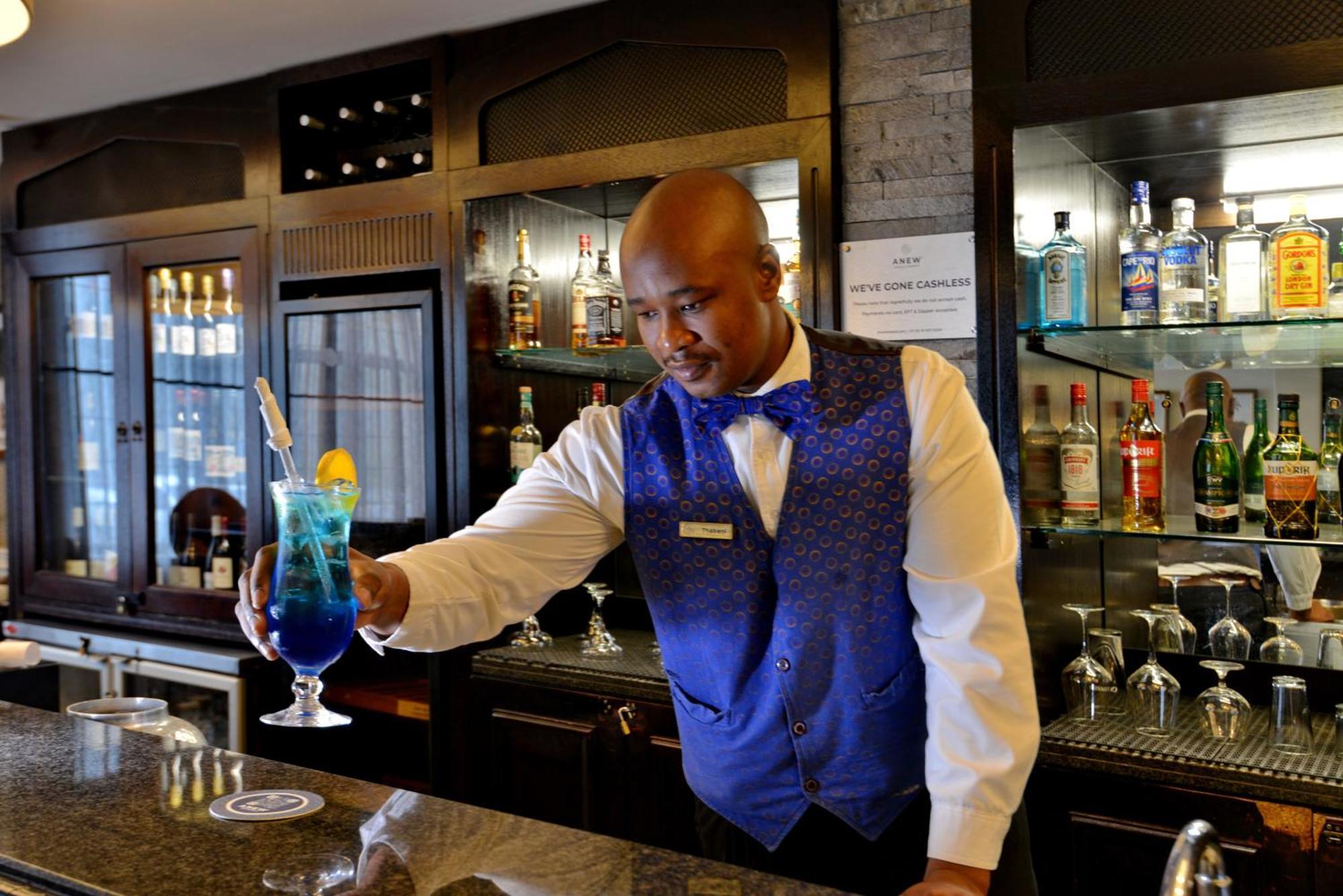 Anew Hotel Hilton Pietermaritzburg Exterior foto