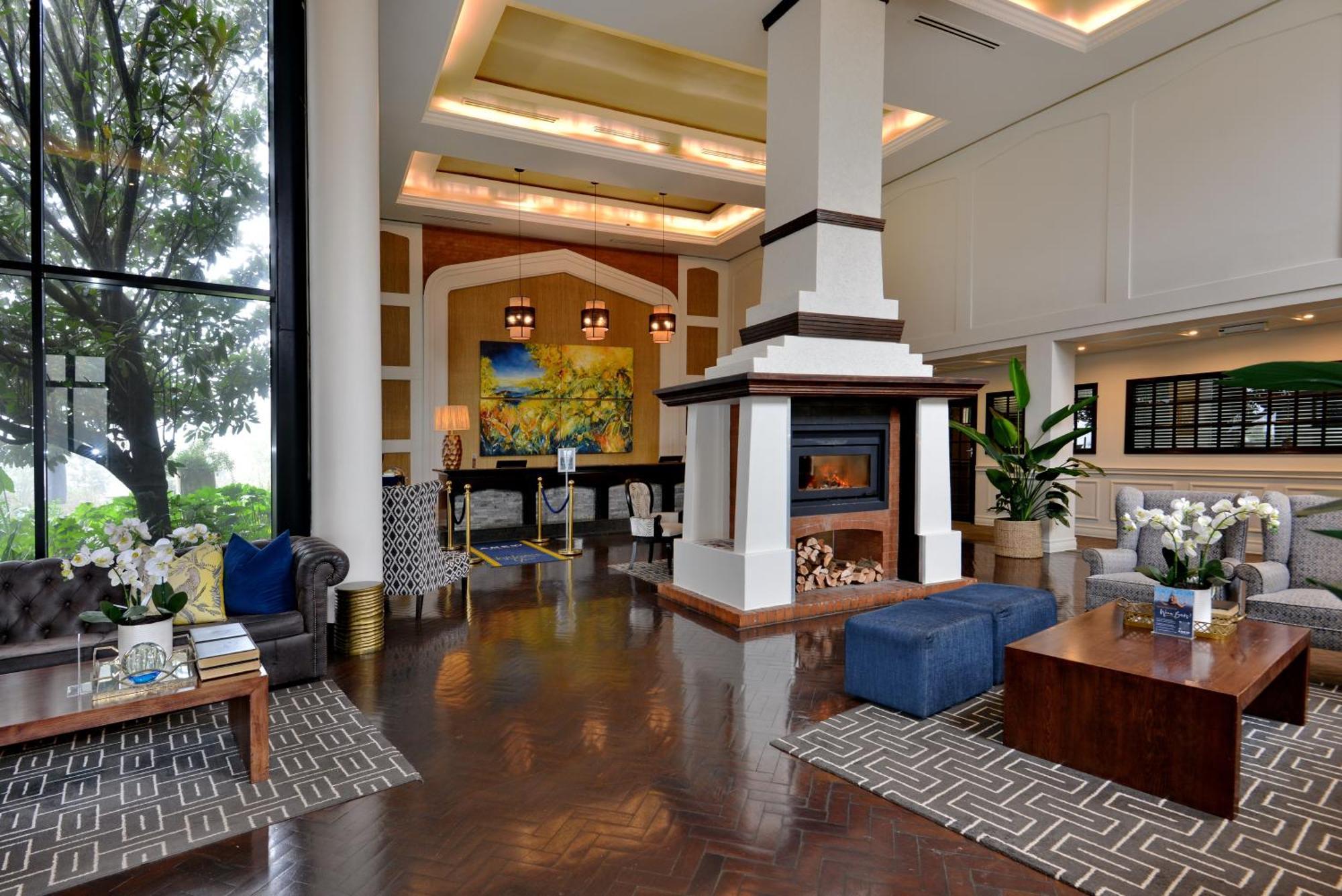 Anew Hotel Hilton Pietermaritzburg Exterior foto